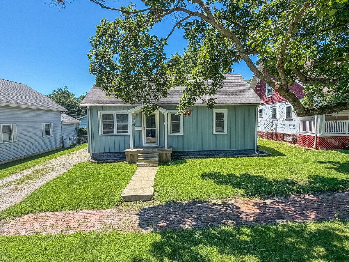  Sold Mattoon Illinois, 617 Edgar