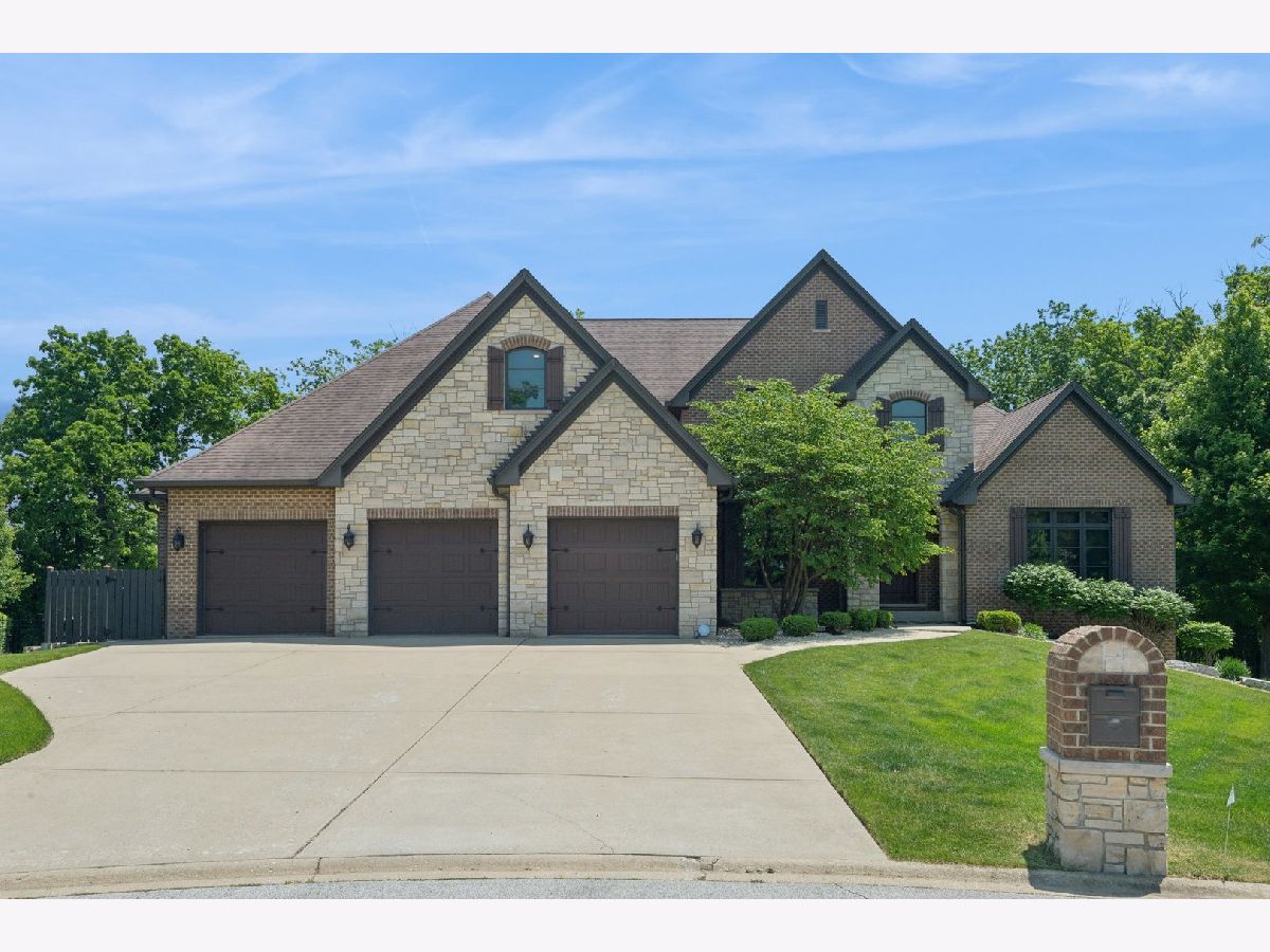 Homes For Sale Wooded Path Estates Ii Orland Park Illinois, 7817 Emma Court