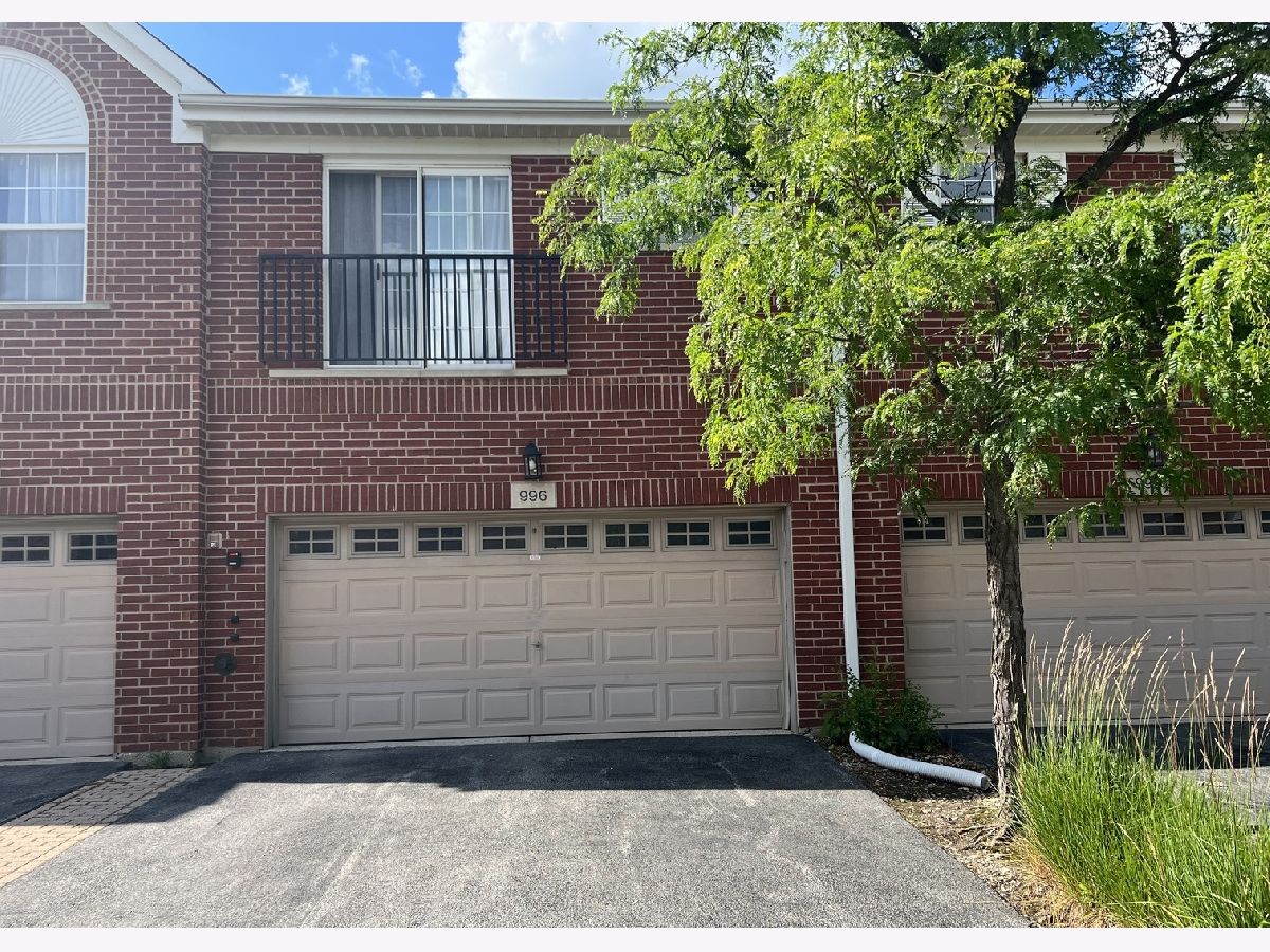 Townhomes Rented Northbrook Greens Northbrook Illinois, 996 Enfield