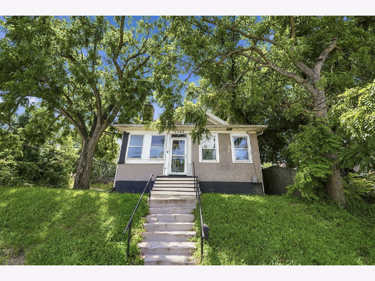 Homes For Sale Cutter's Kirkwood Blvd Davenport Iowa, 1522 Bridge Avenue