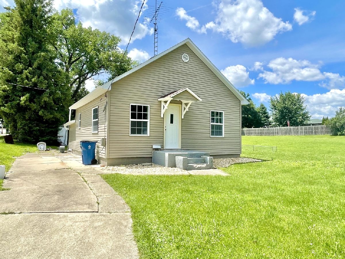  For Sale Oglesby Illinois, 529 School Avenue
