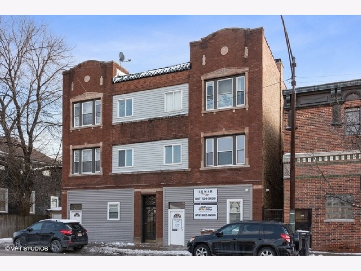  Rented Chicago Illinois, 4411 Montrose