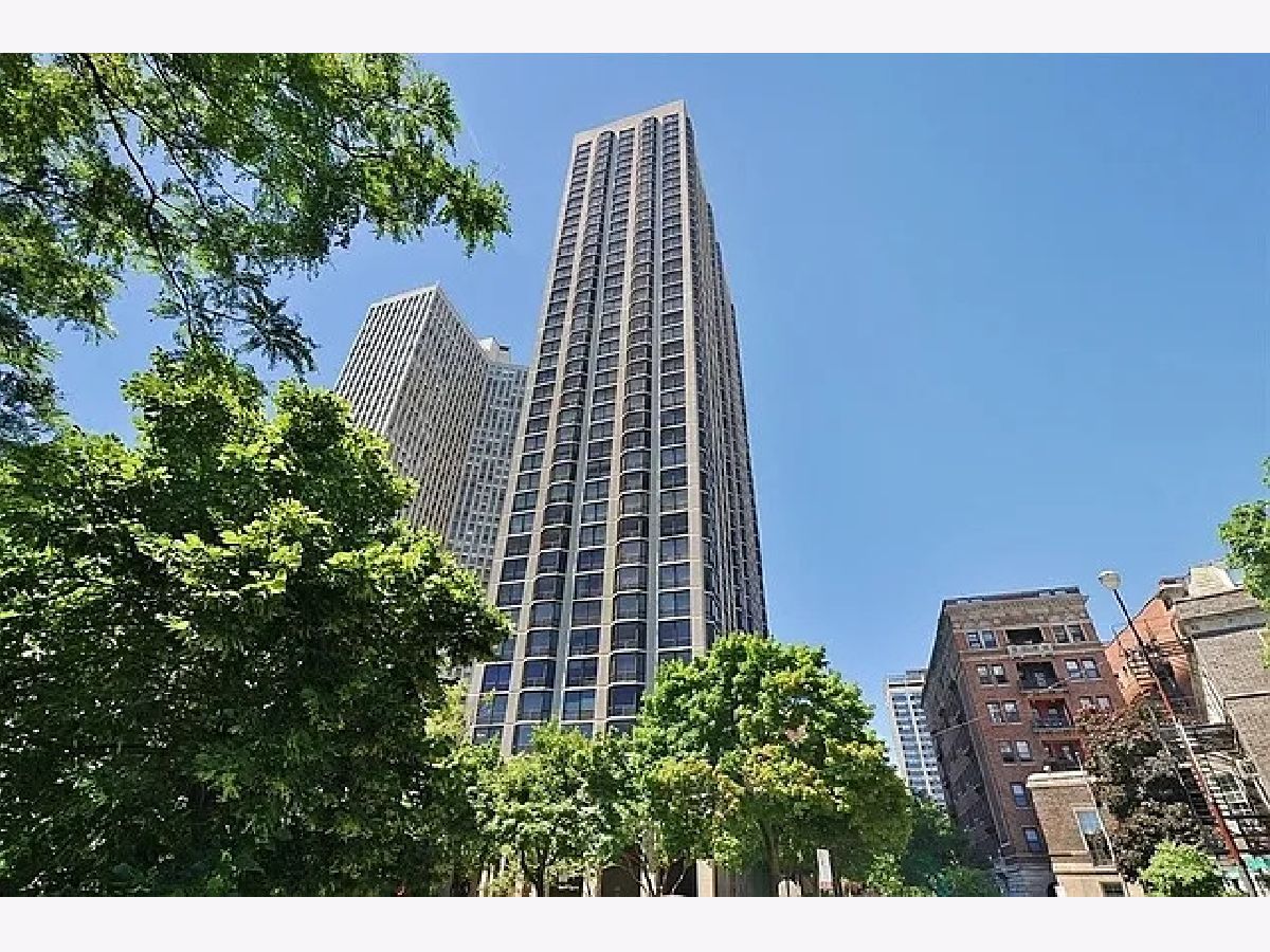  Rented Chicago Illinois, 2650 Lakeview