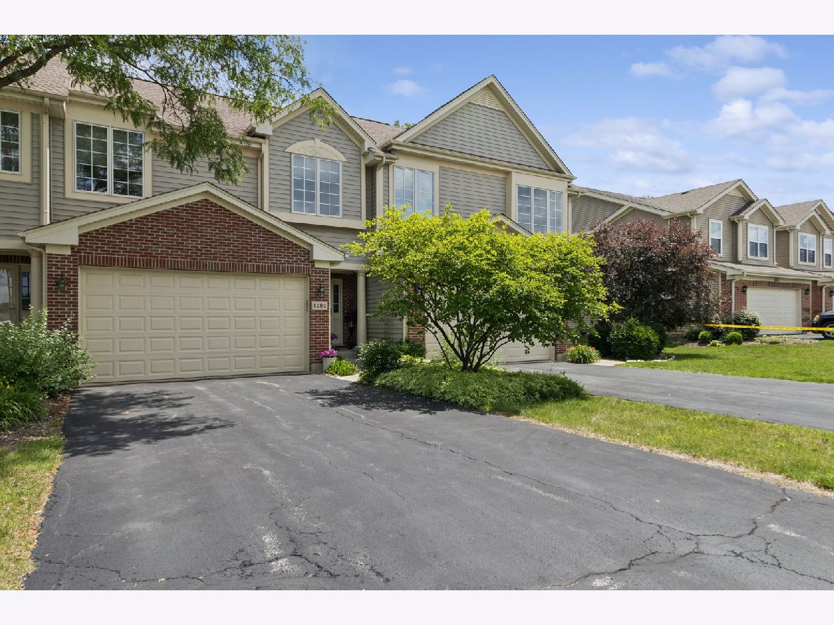 Townhomes For Sale West Lake Cary Illinois, 1181 Westlake Drive