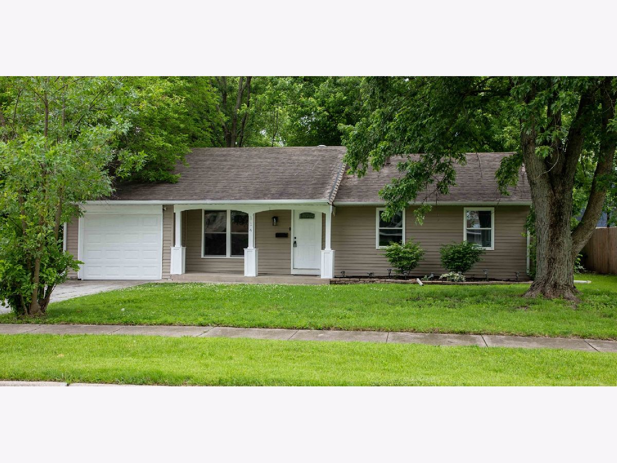 For Sale Glenwood Illinois, 114 Clark Street