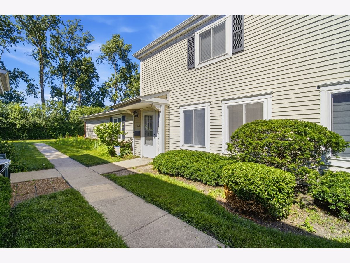  For Rent Prospect Heights Illinois, 1180 Cove