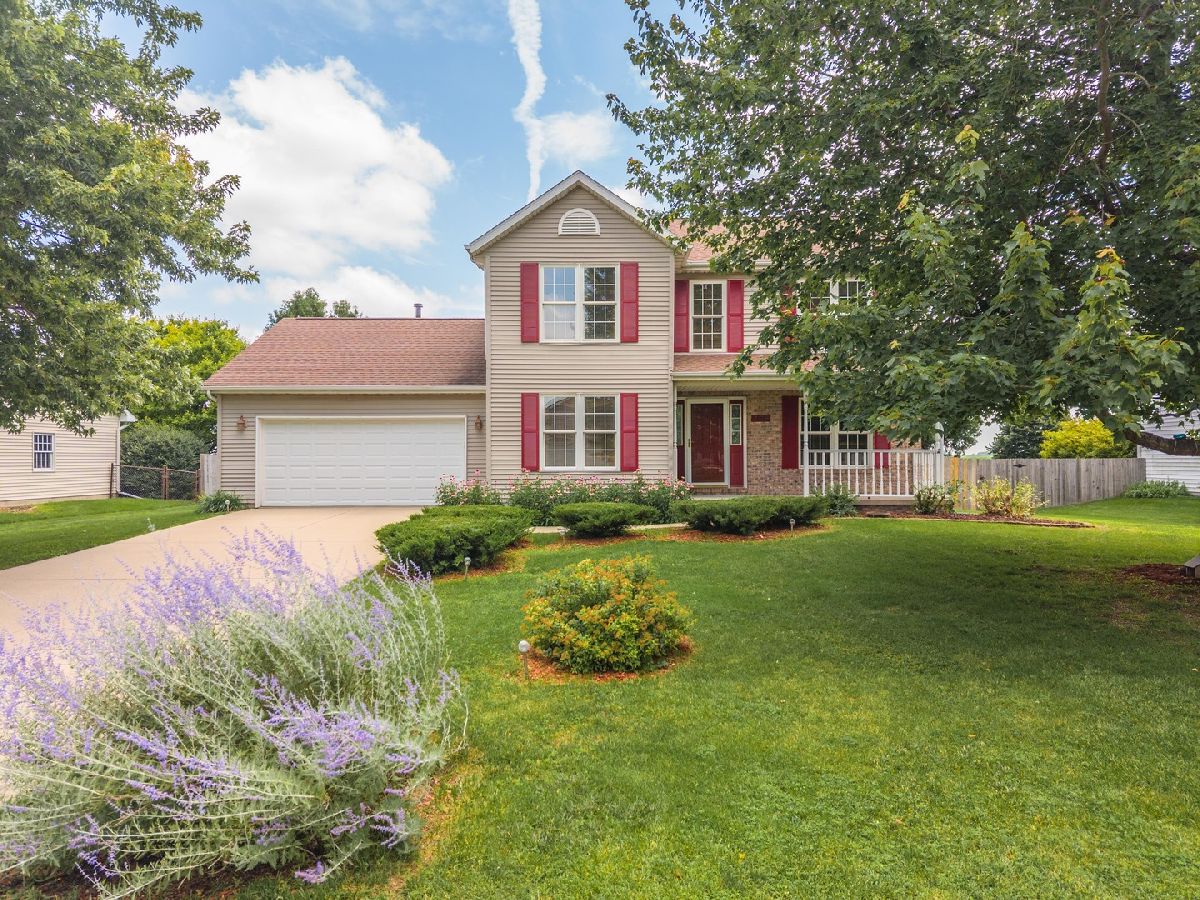  For Sale Hudson Illinois, 709 Platt Way