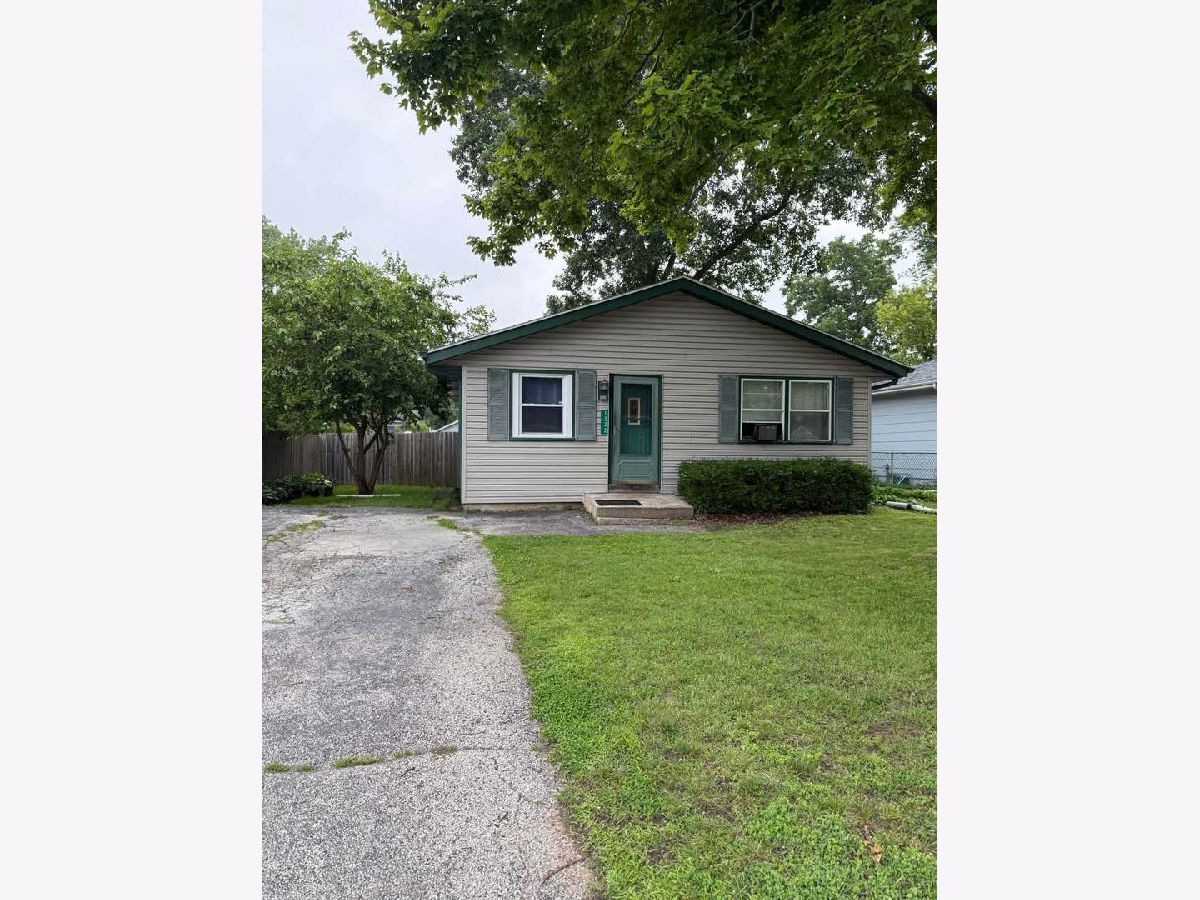  For Sale Winthrop Harbor Illinois, 1222 Park Avenue