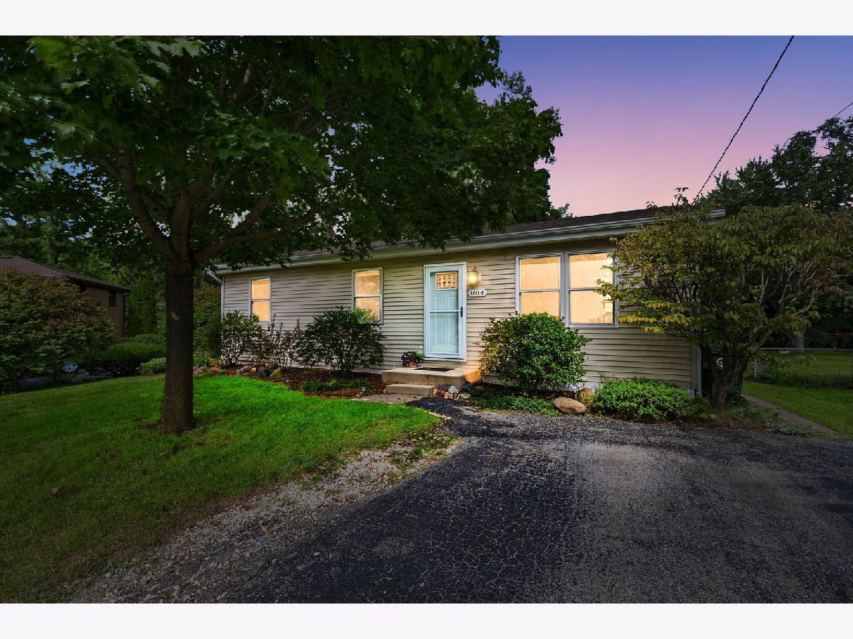  For Sale Lindenhurst Illinois, 1814 Hazelwood Drive