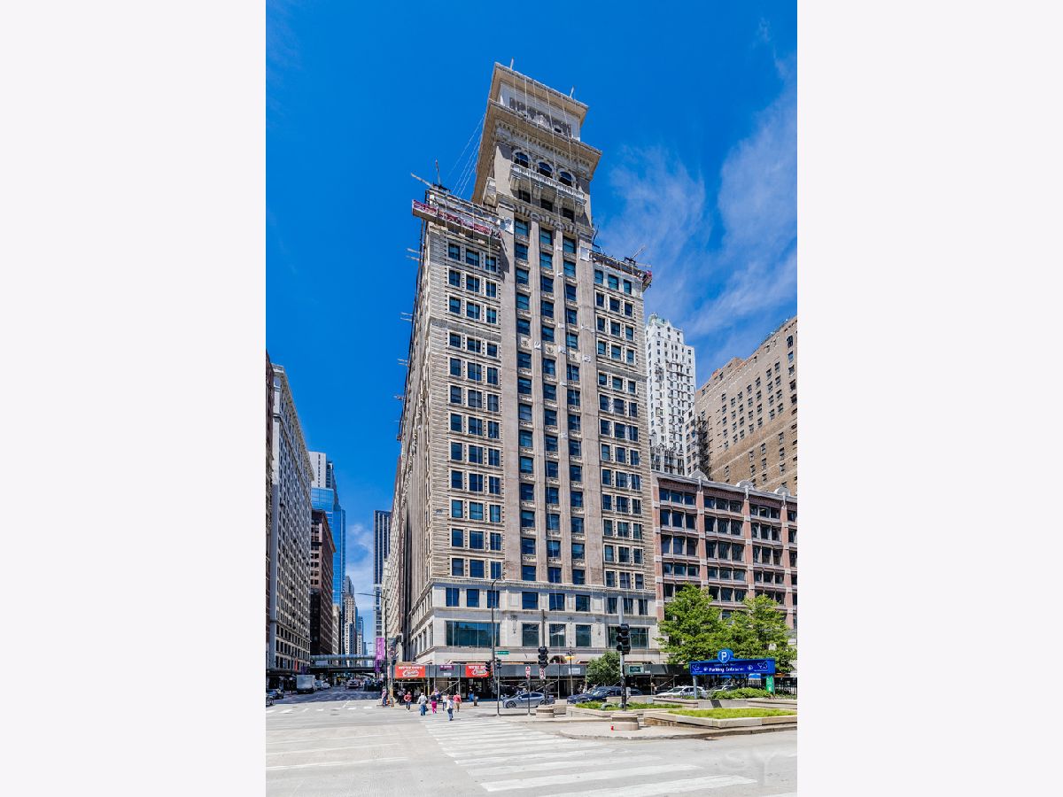  Rented Chicago Illinois, 6 Michigan