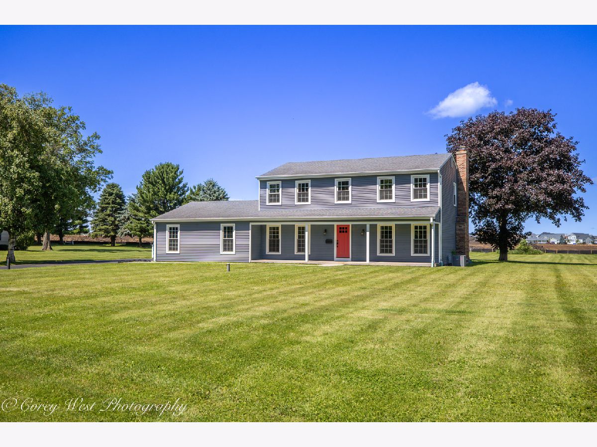  For Sale Elburn Illinois, 1N164 Stargrass Lane