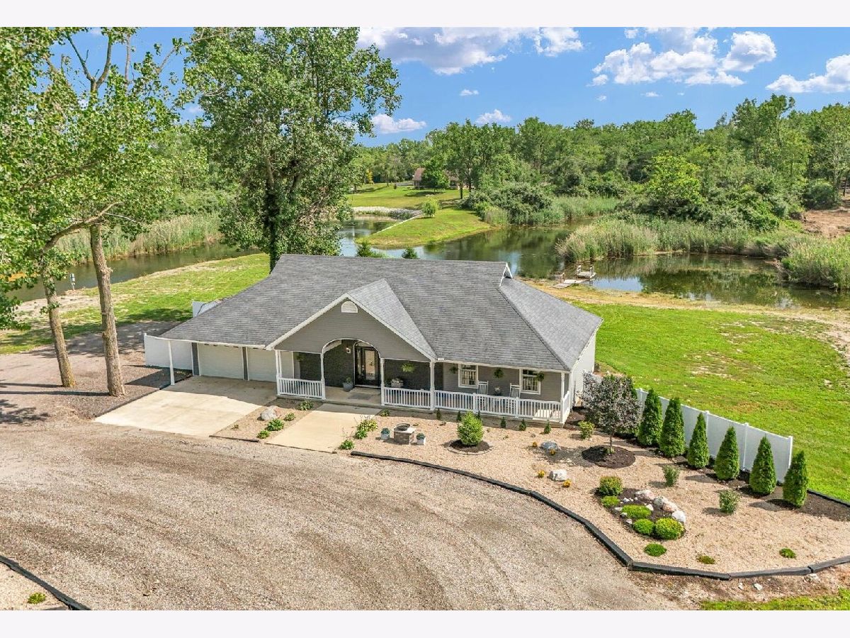  For Sale Oakwood Illinois, 2 Wayman Canyon Road