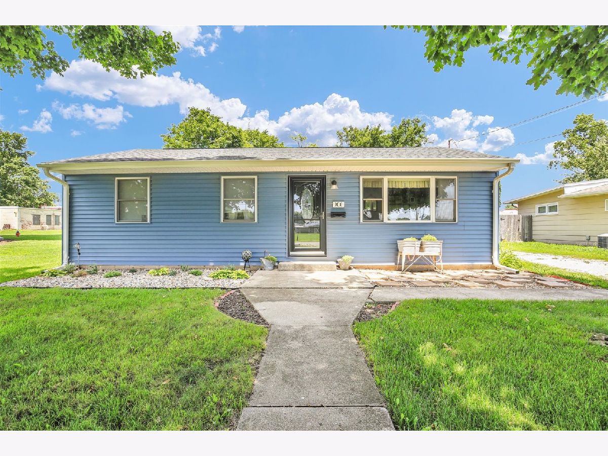  For Sale Tuscola Illinois, 906 Daggy Street