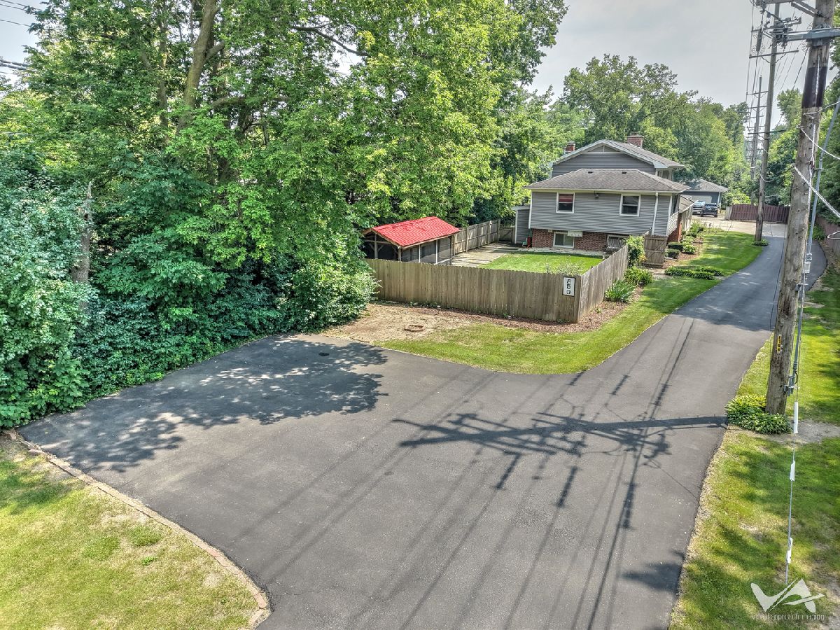  For Sale Batavia Illinois, 850 Fabyan Parkway