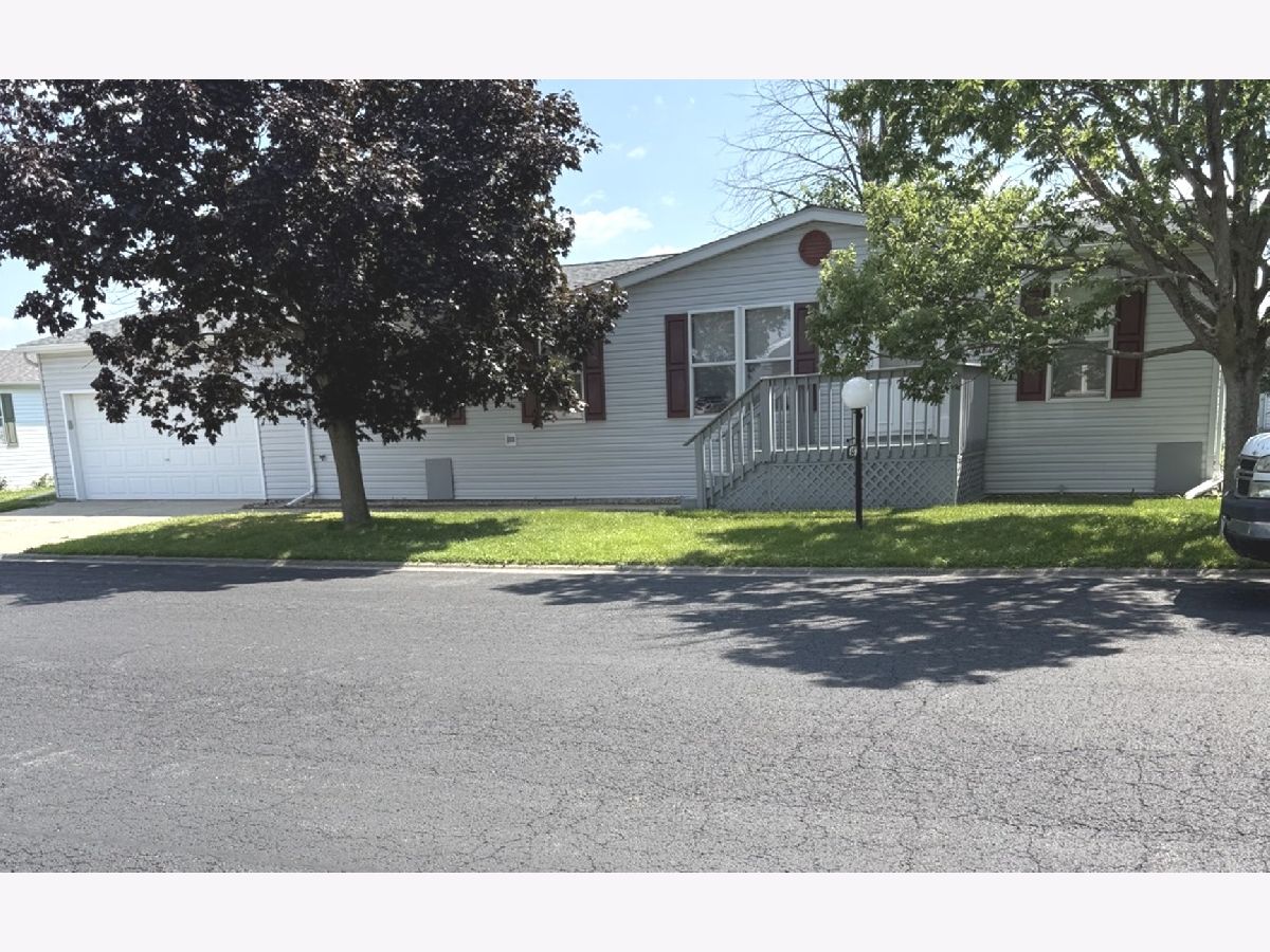  For Sale Sandwich Illinois, 459 Meadowlark Circle