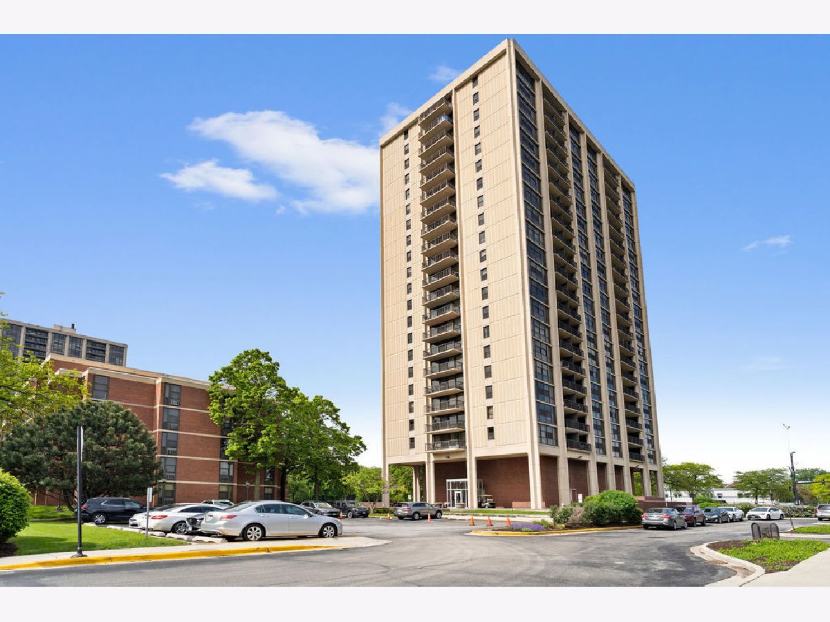  For Sale Chicago Illinois, 2901 Michigan Avenue