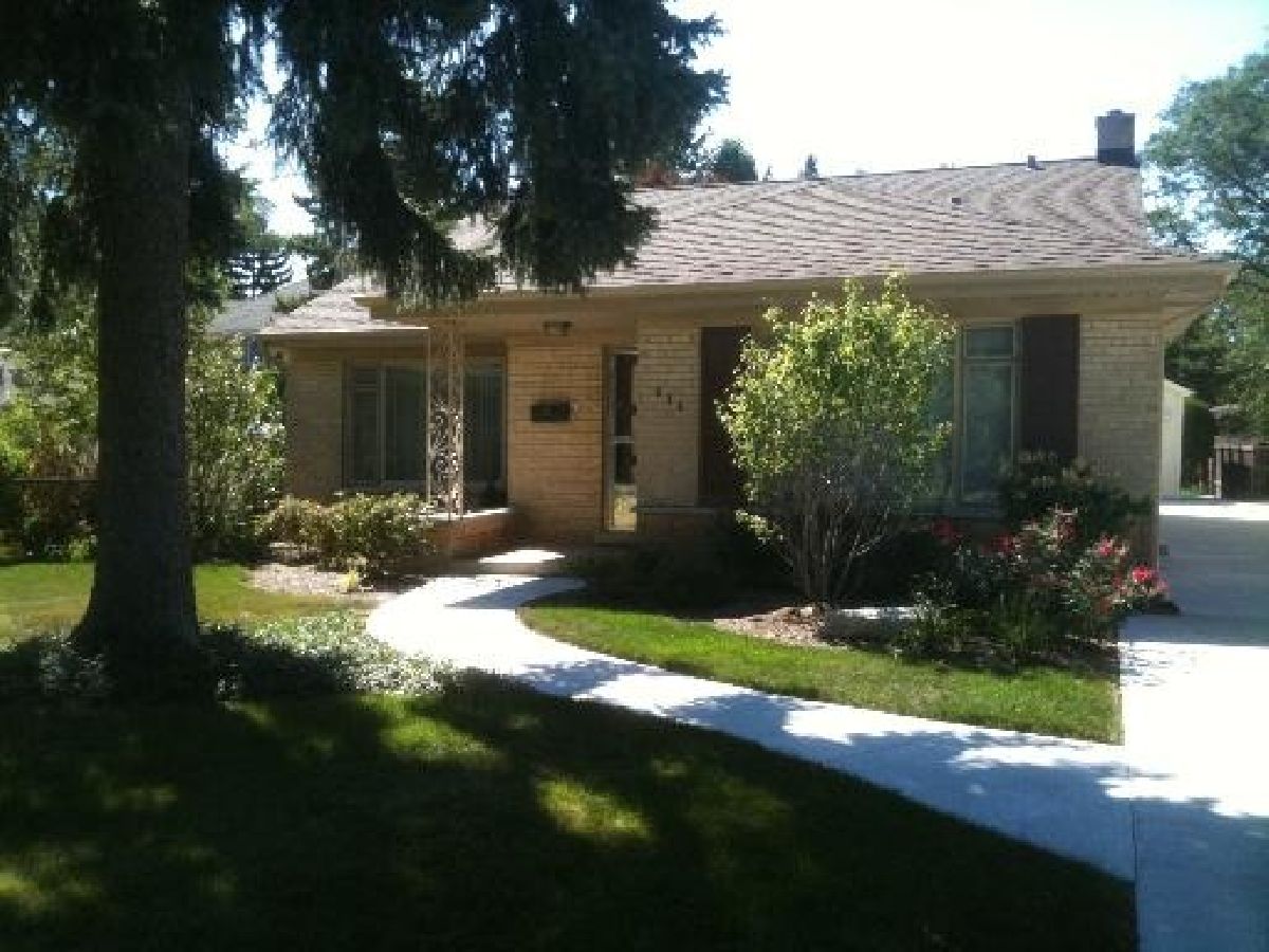  Rented Park Ridge Illinois, 634 Babetta