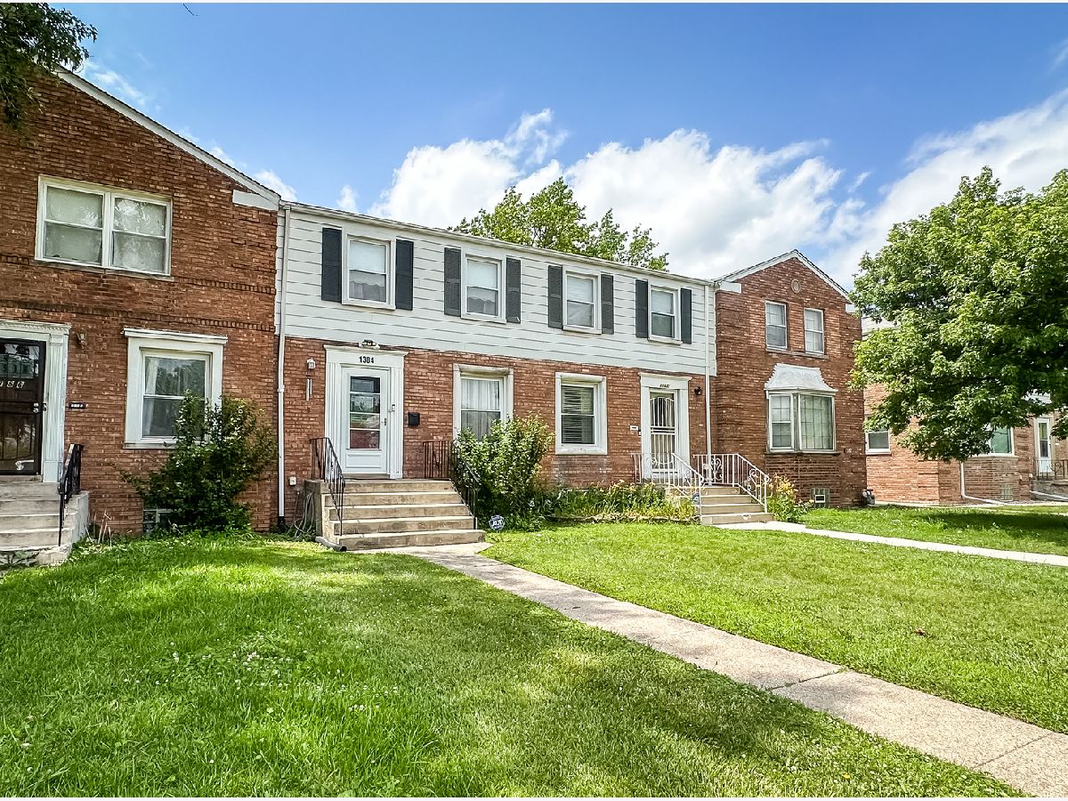  For Sale Calumet City Illinois, 1384 Wentworth Avenue