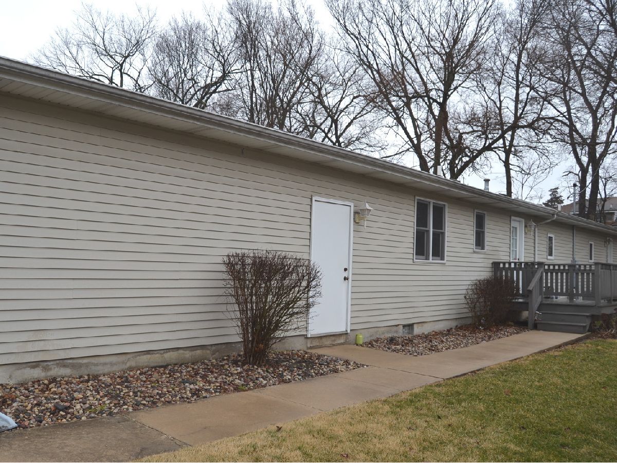  Rented Ottawa Illinois, 208 Nebraska