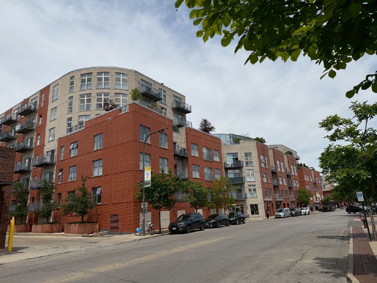 Condominiums Rented Chicago Avenue Place Evanston Illinois, 1222 Chicago