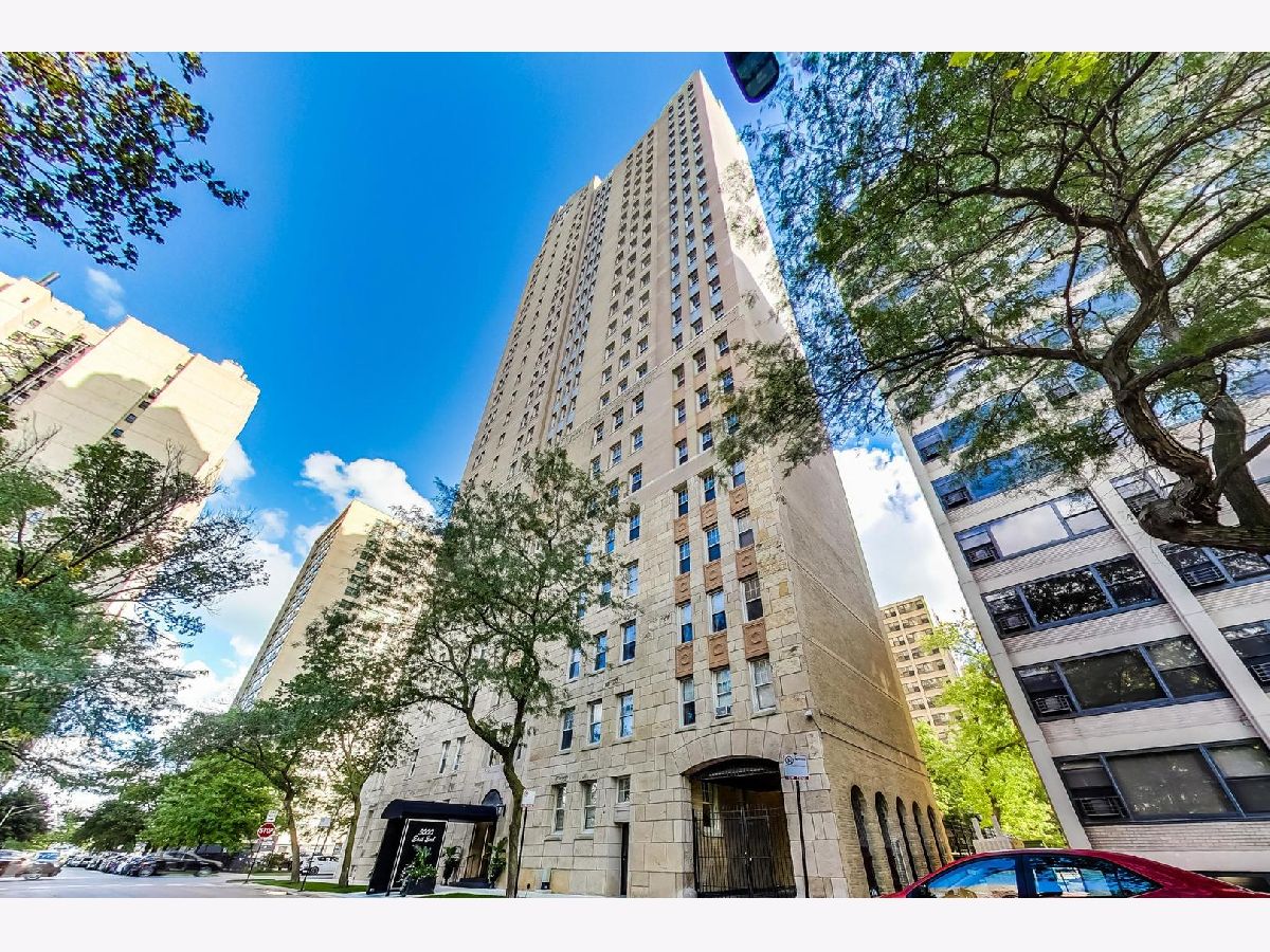  For Sale Chicago Illinois, 5000 East End Avenue