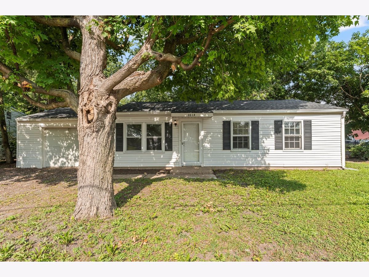  For Sale Champaign Illinois, 1615 Mattis Avenue