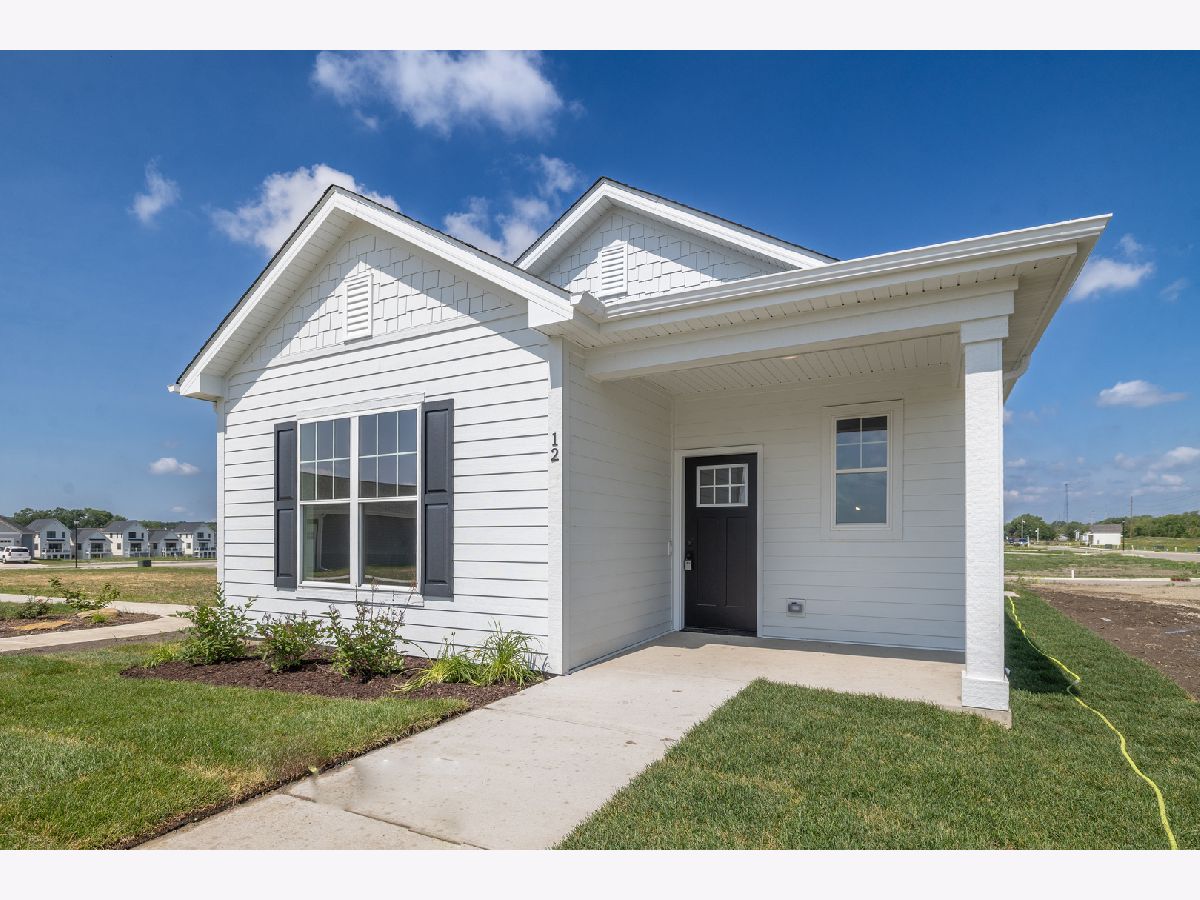  Sold Ottawa Illinois, 12 Redbud Row