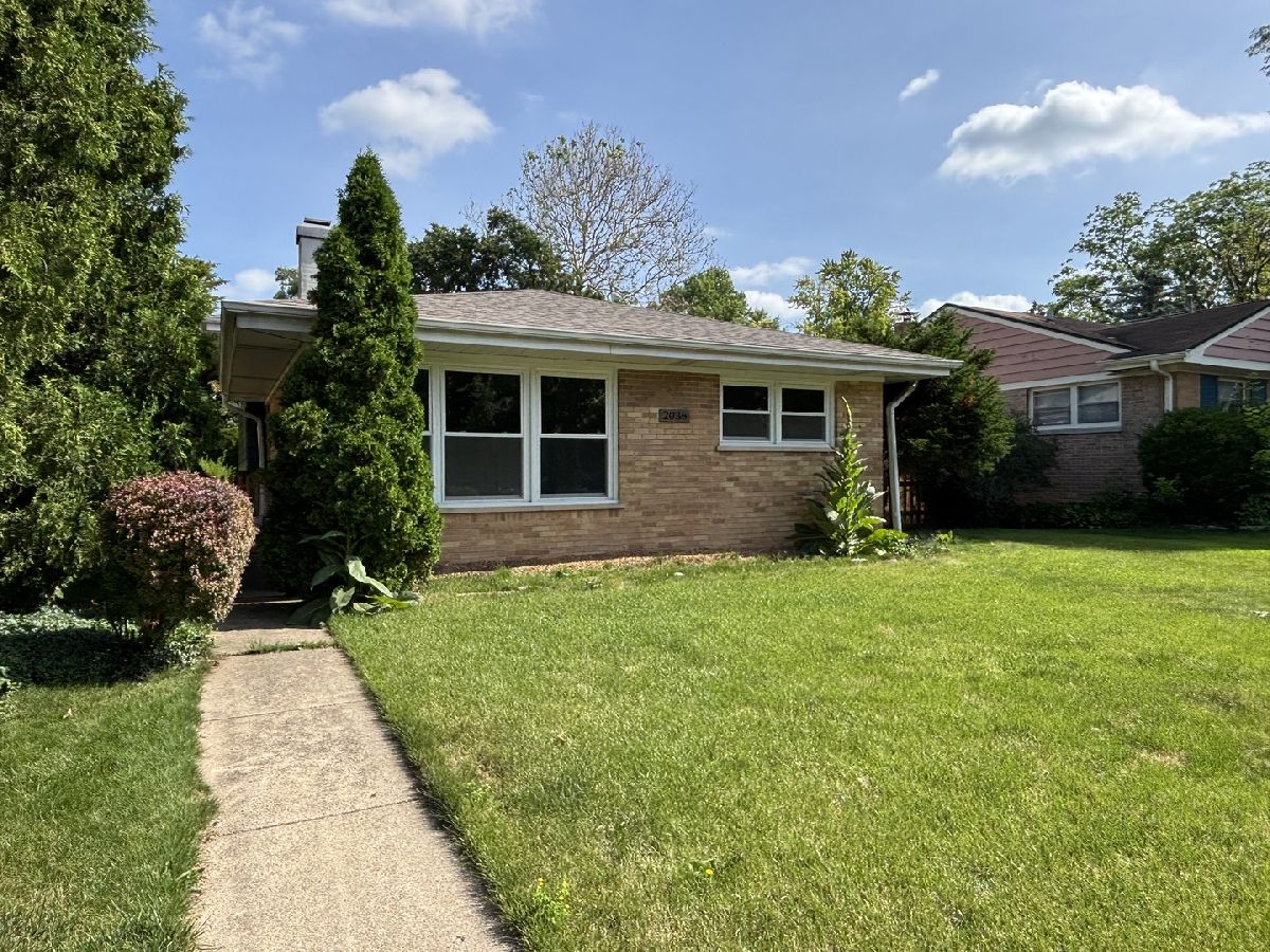  Rented Wilmette Illinois, 2036 Lake
