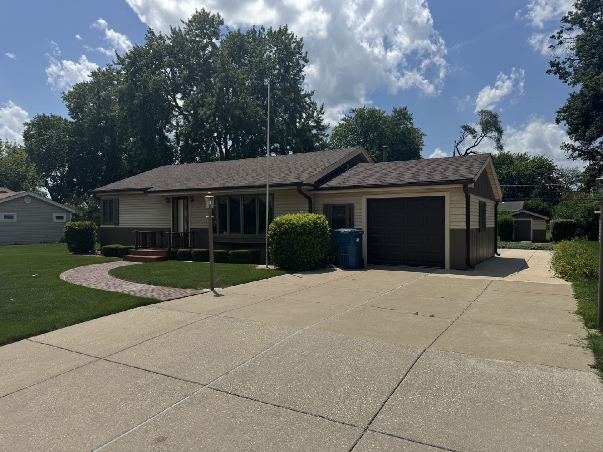  Rented Alsip Illinois, 11920 Springfield