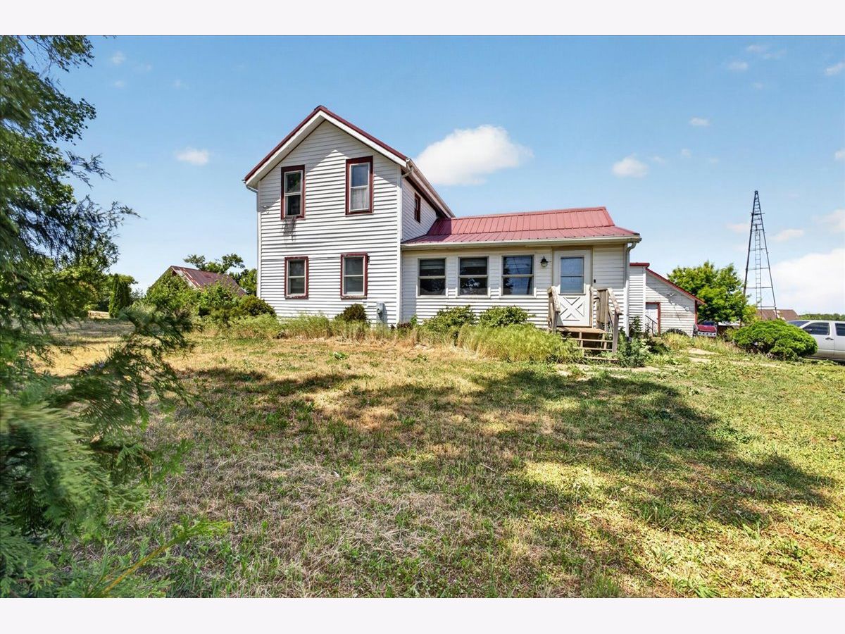  For Sale Stillman Valley Illinois, 10112 High Road