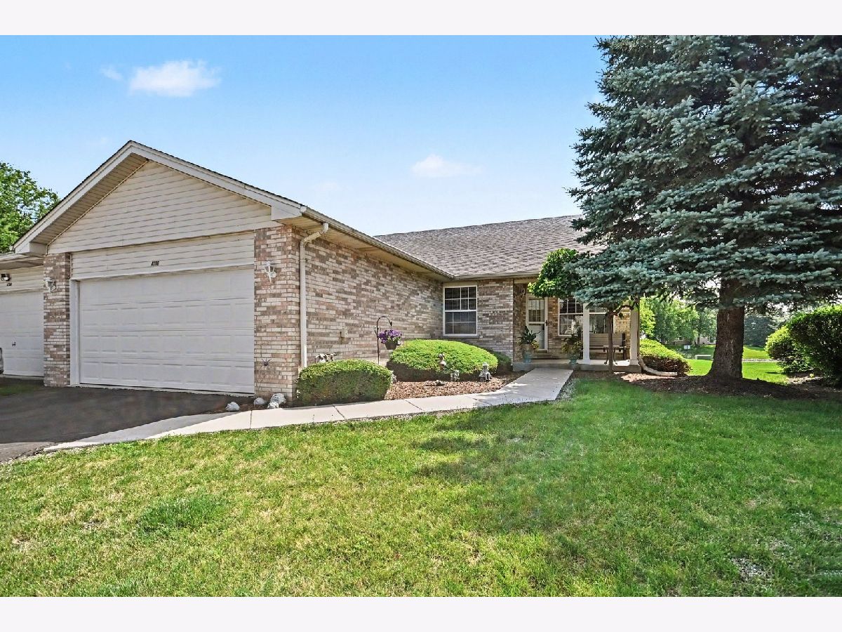 Townhomes & Homes For Sale Waterford Pointe Joliet Illinois, 4706 Mikasa Court