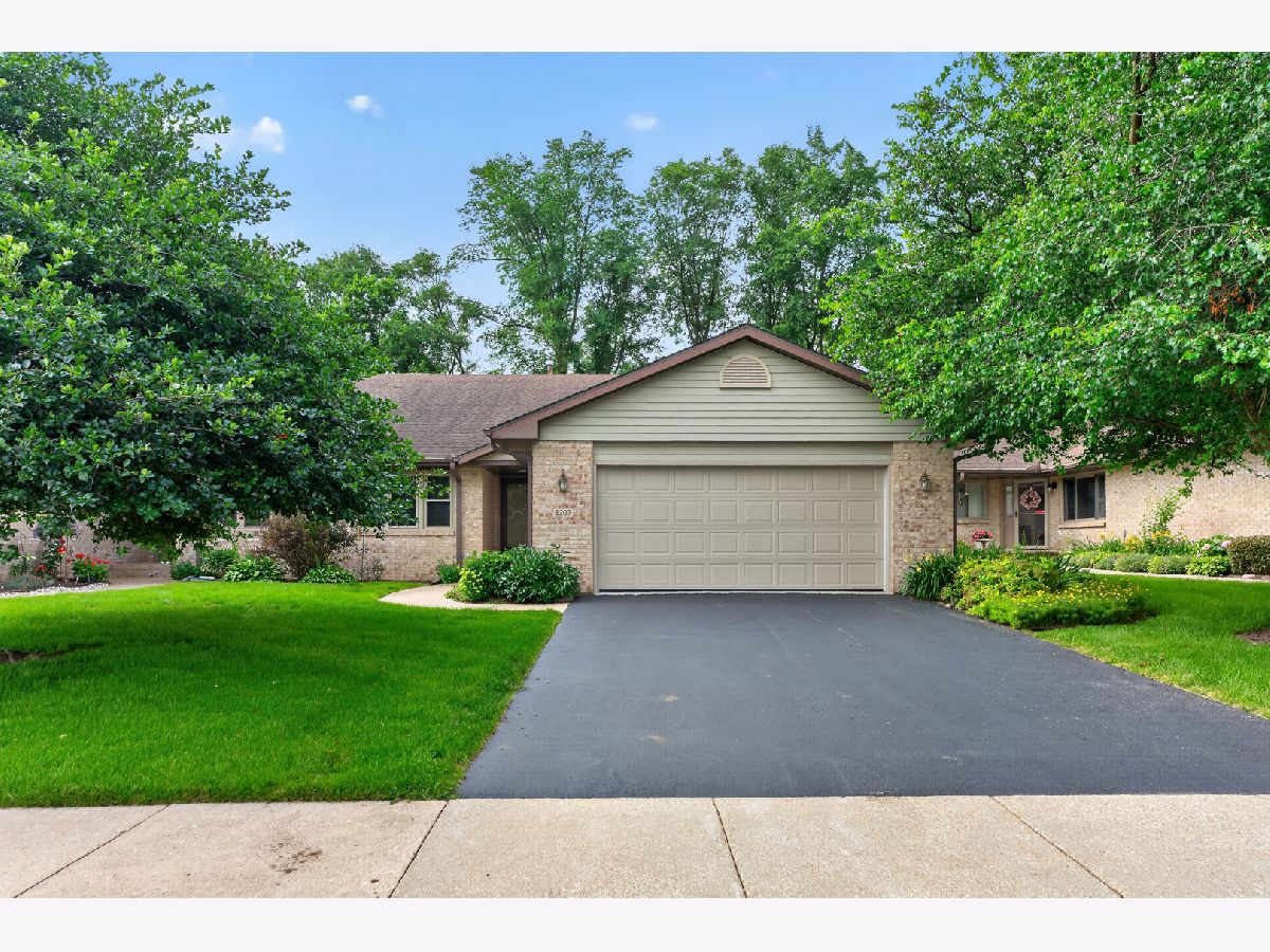  Sold Rockford Illinois, 6207 Carriage Green