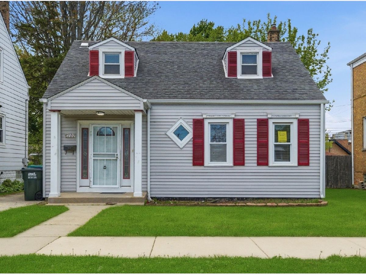  Rented Evergreen Park Illinois, 8720 Richmond