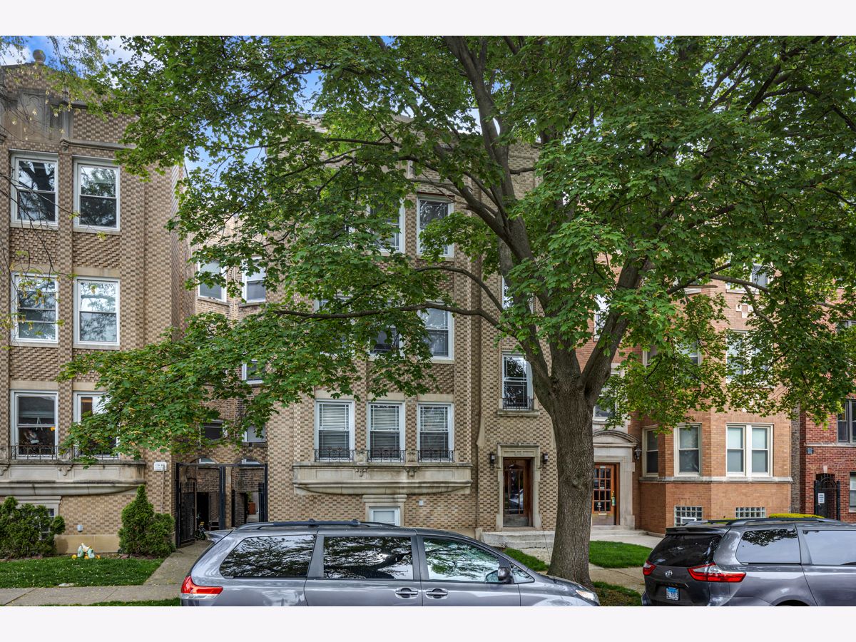  Rented Chicago Illinois, 6549 Mozart