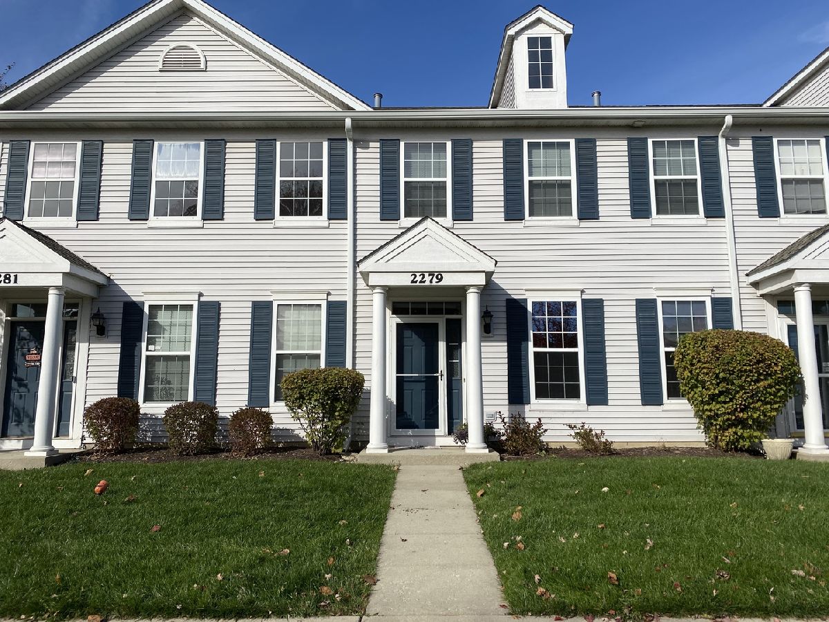  For Rent Aurora Illinois, 2279 Barrington