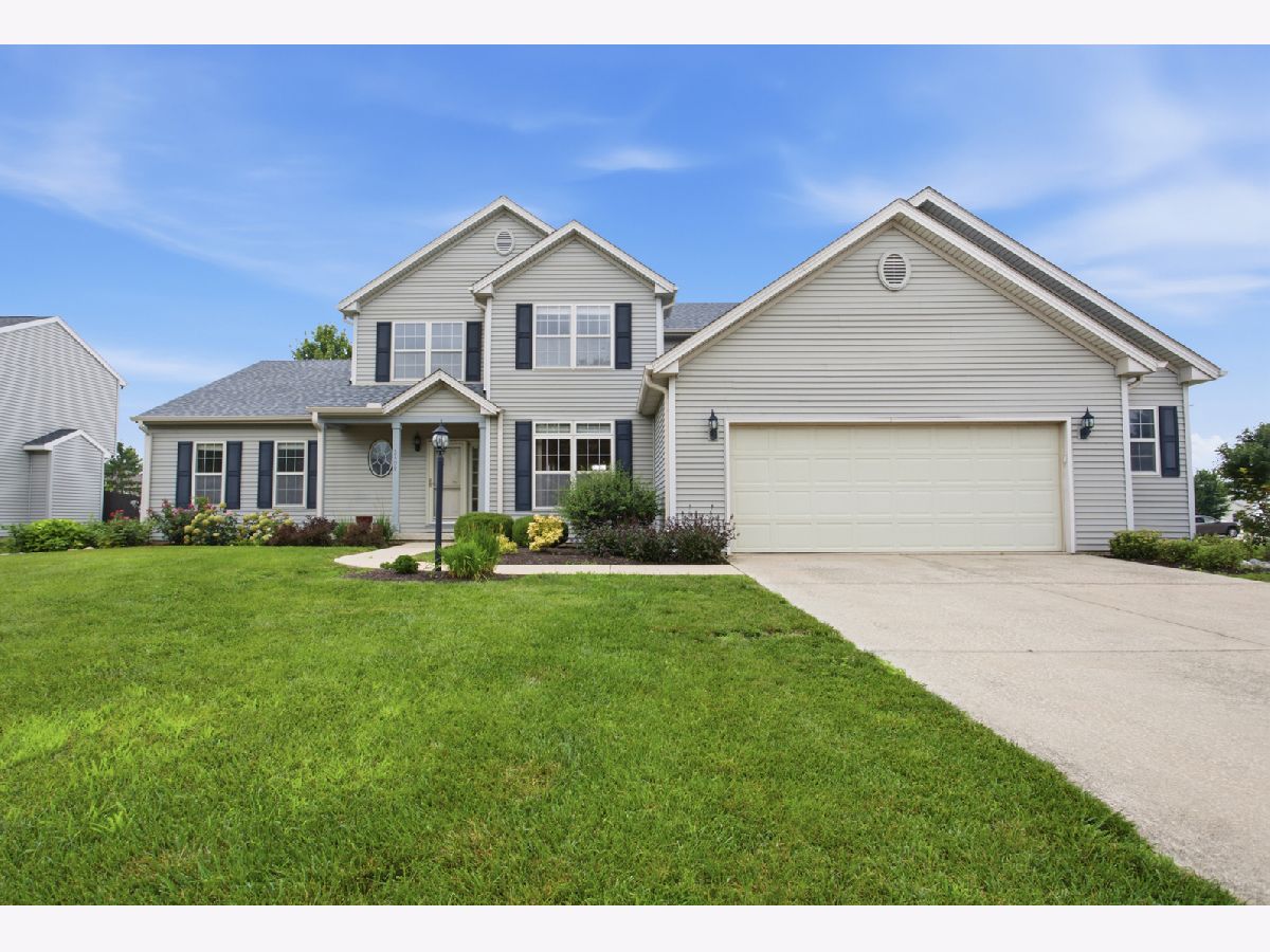 Homes & Condos & Townhomes For Sale Cherry Hills Champaign Illinois, 3409 Waterville Court