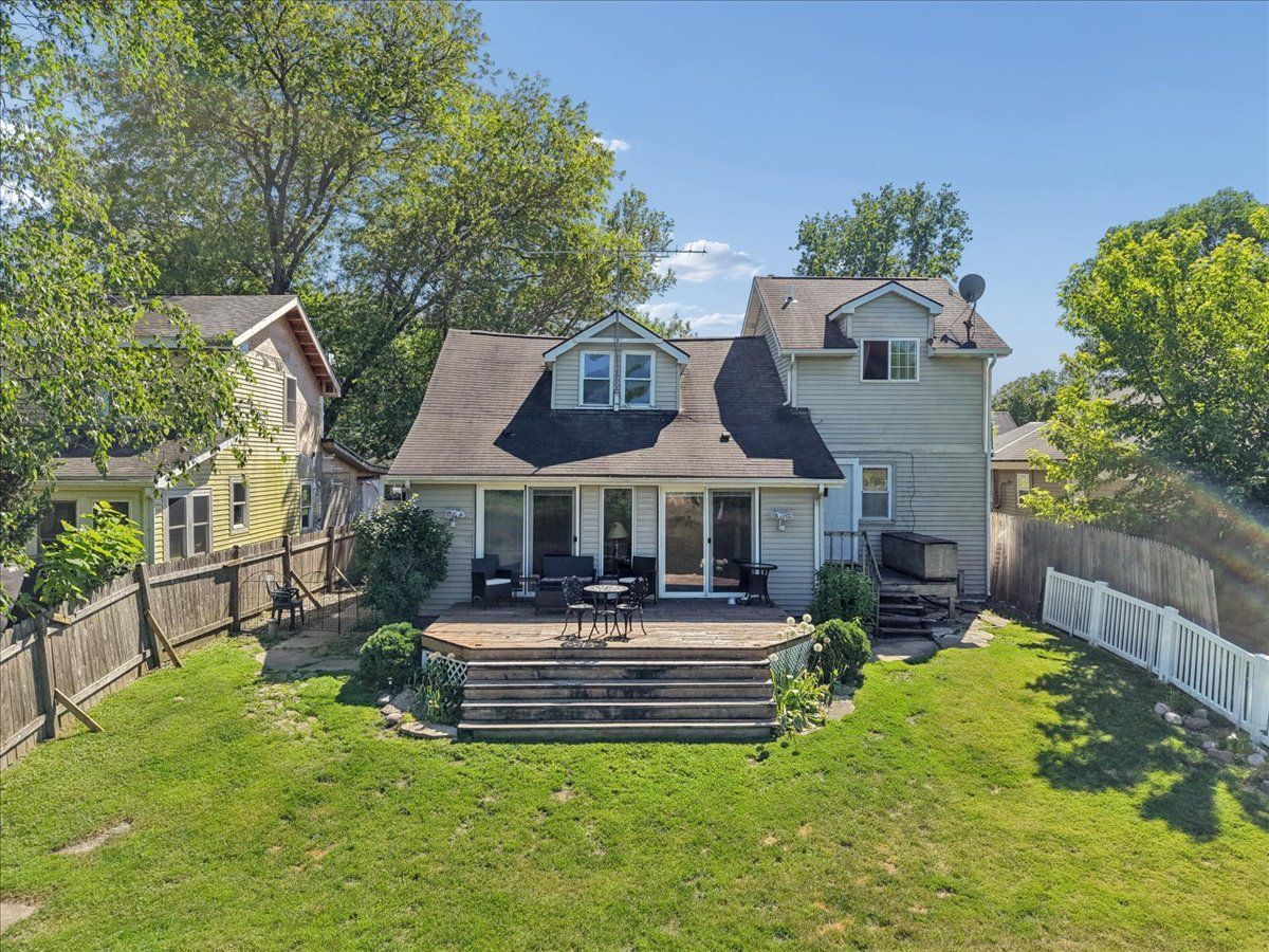  For Sale Antioch Illinois, 42515 Forest Lane