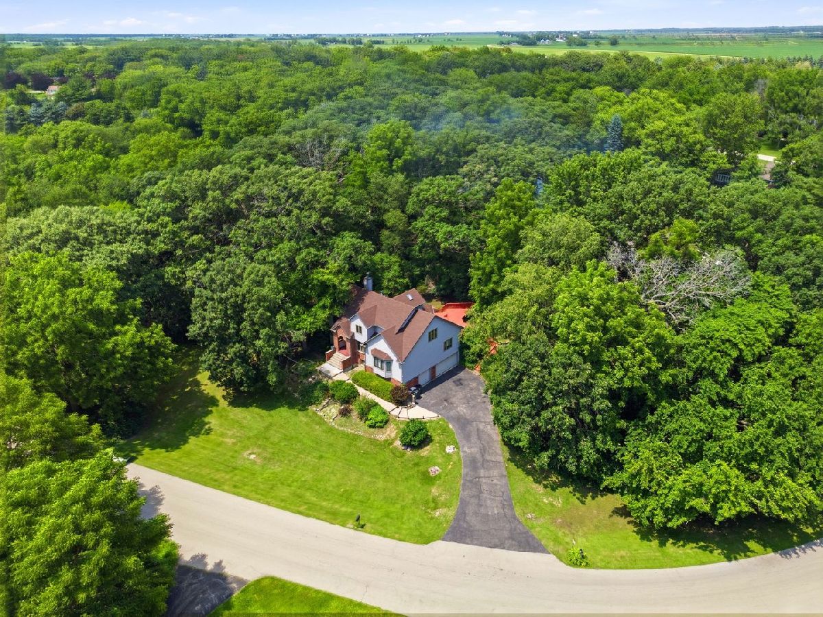 Homes For Sale Sugar Brook Plano Illinois, 138 Woodland Drive