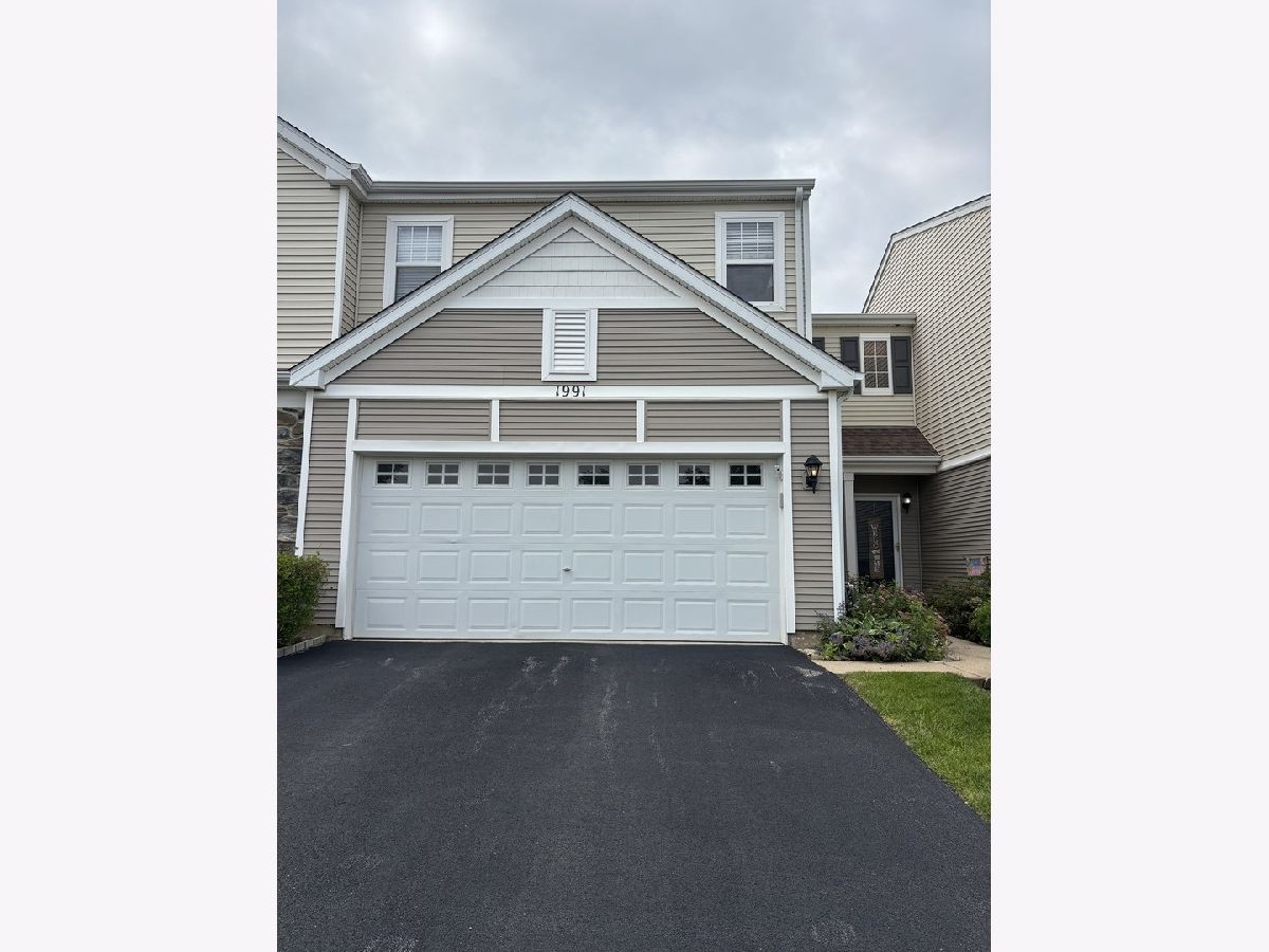  Rented Carpentersville Illinois, 1991 Cobblestone