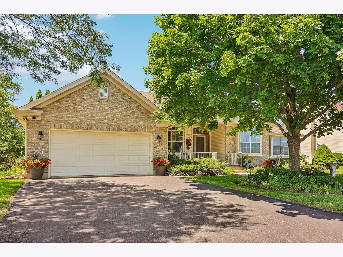 Homes For Sale Prairie View Estates Johnsburg Illinois, 5715 Saddle