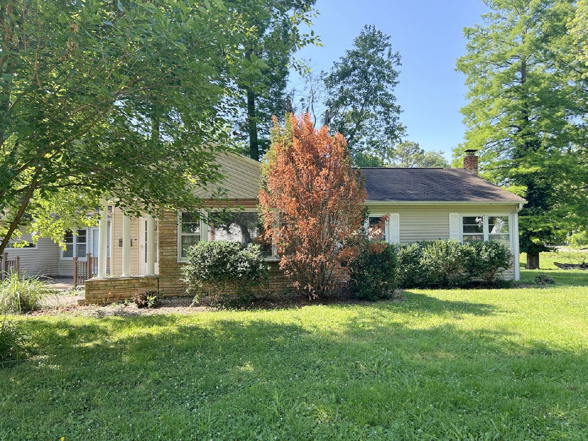  For Sale Duquoin Illinois, 515 Cedar Avenue
