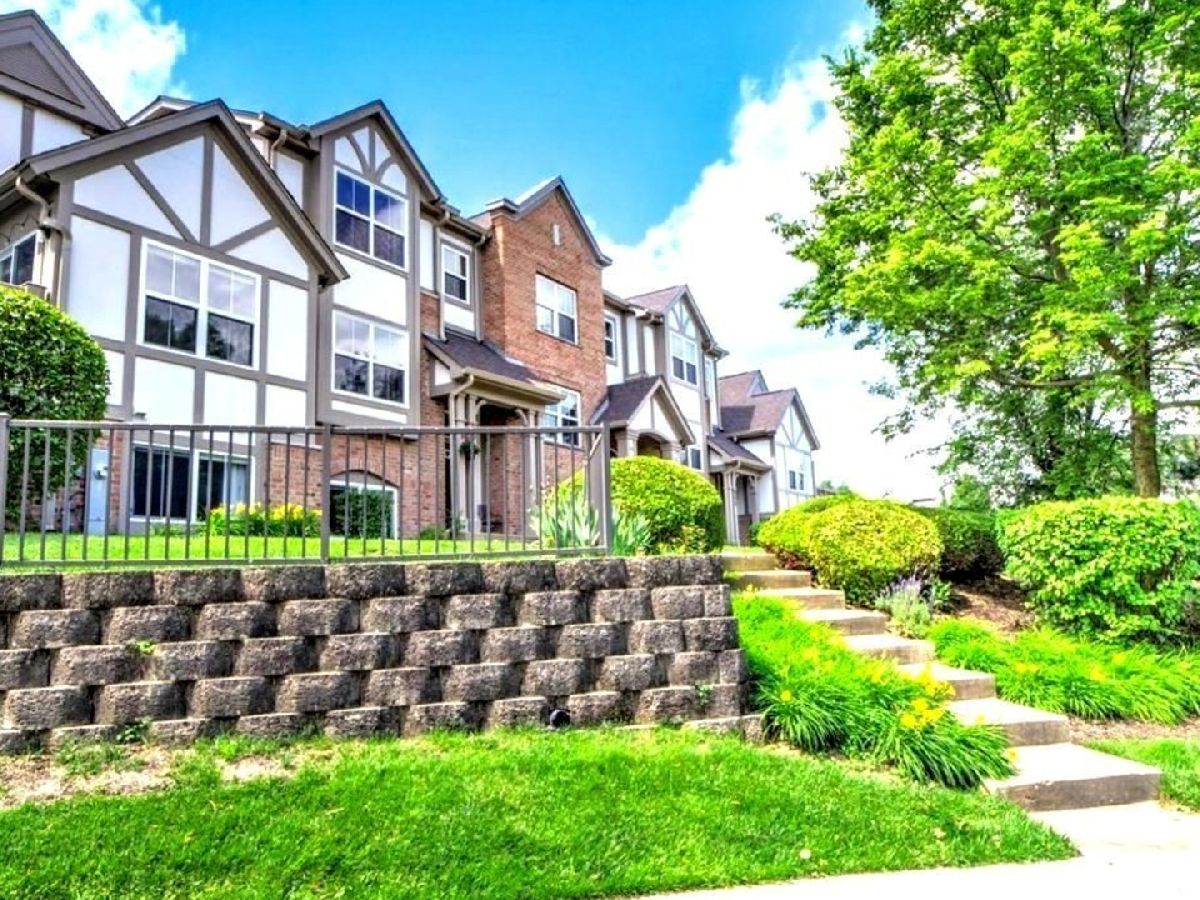  For Sale Lake Zurich Illinois, 806 June Terrace