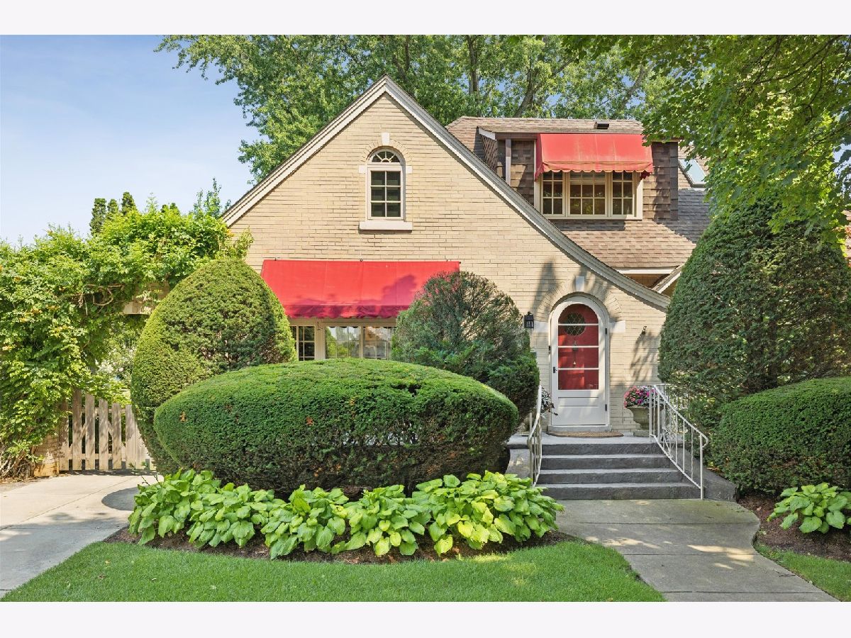  For Sale Arlington Heights Illinois, 411 Belmont Avenue