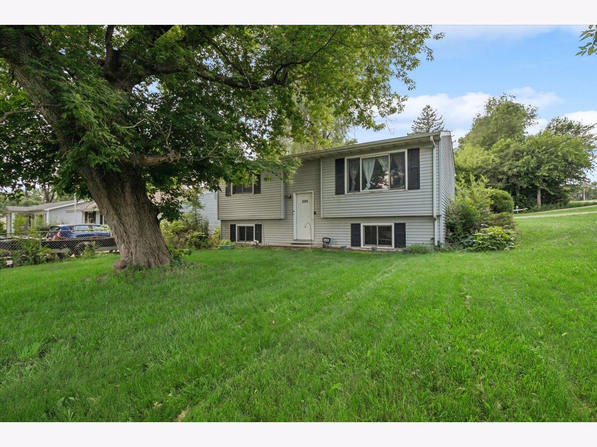 Homes For Sale Pistakee Highlands Mchenry Illinois, 5505 Lucina Avenue