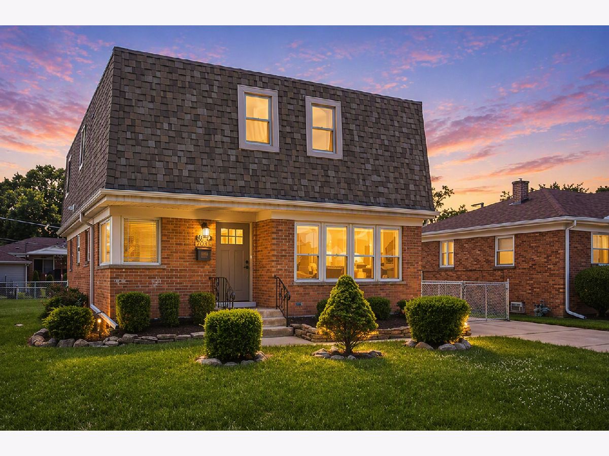  For Sale Westchester Illinois, 11157 Shaw Street