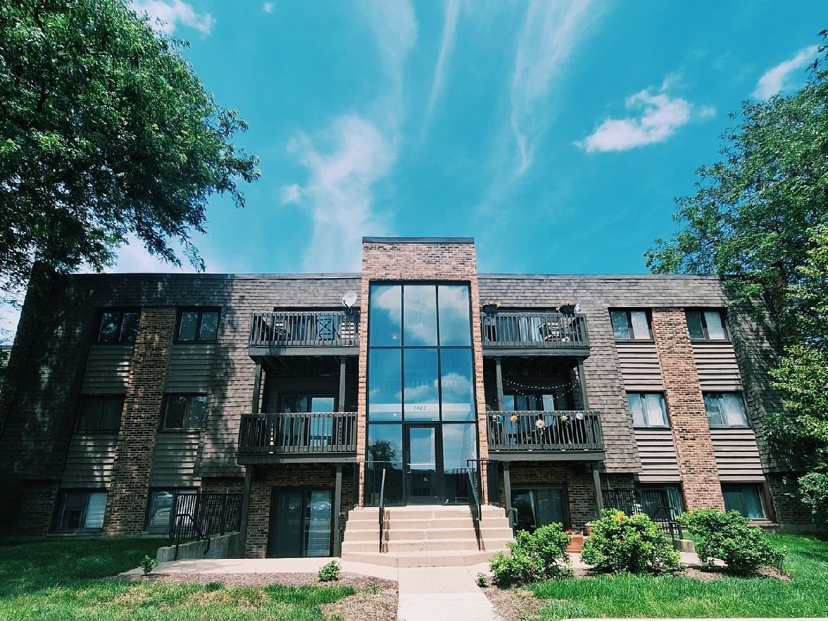  Sold Wheaton Illinois, 1482 Stonebridge