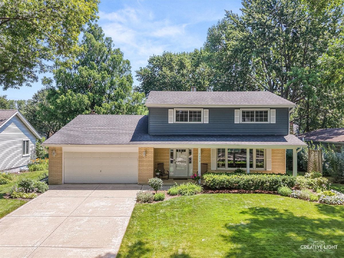  For Sale Naperville Illinois, 1736 Clyde Drive