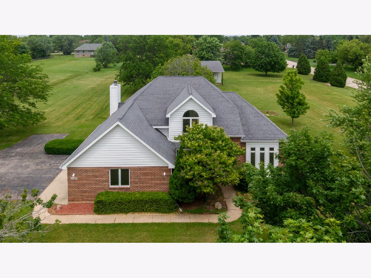  For Sale Spring Grove Illinois, 2302 English Prairie Road