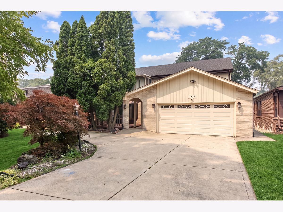  For Sale River Forest Illinois, 1522 Monroe Avenue