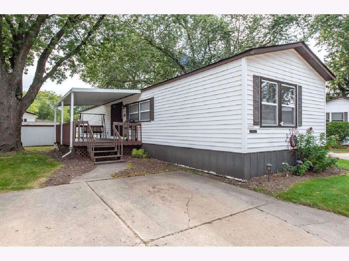  For Sale Park City Illinois, 3285 Meadow Drive